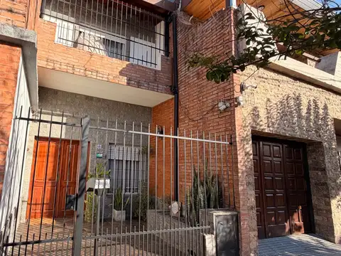 VENTA CASA 4 AMB RAMOS MEJIA