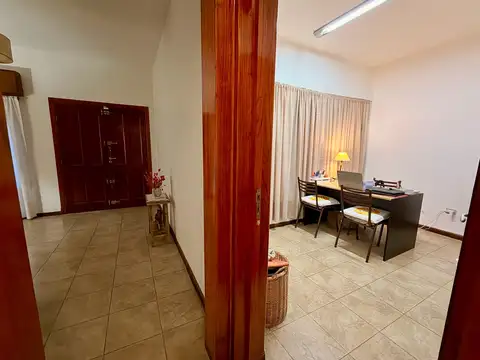 Casa en Venta en Ramos Mejía Sur, USD 185.000