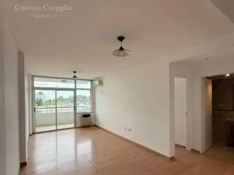 Departamento 2 Ambientes Con Balcón y Cochera En Venta - San Fernando