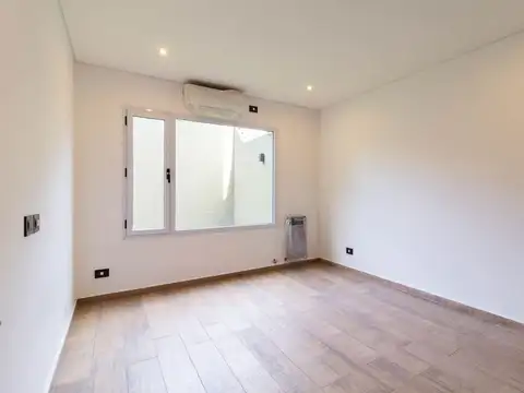 Depto Tipo Casa 3 ambientes con 1 baño