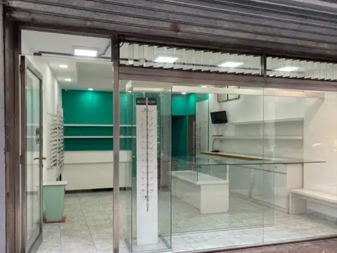 Local en Venta 35 años