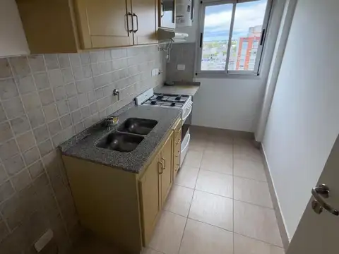 Departamento en Alquiler en Haedo, $ 600.000