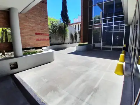 Oficina Monoambiente con 2 baños