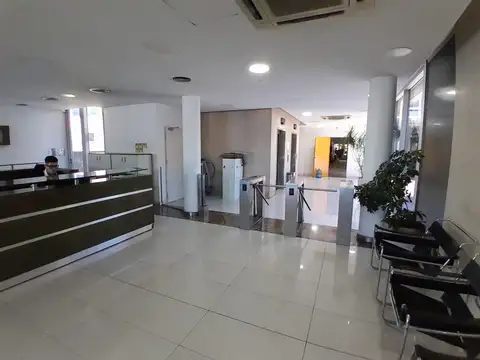 Oficina en Alquiler en Martinez, USD 4.700