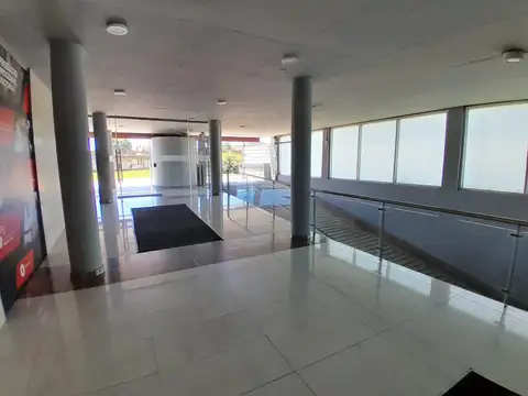 Oficina de categ. amoblada s/ Panamericana
