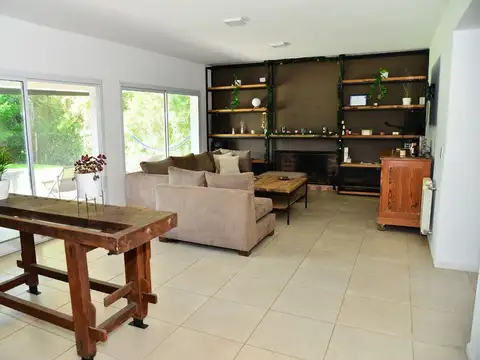 Casa en Venta en Haras Santa Maria, USD 360.000