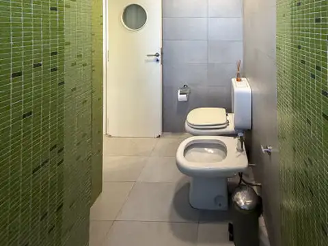 Venta Departamento Duplex frente al rio  Av Libertad 84