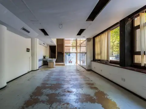 VENTA/ALQUILER - OFICINA EN TRES PLANTAS - BARRIO MARTIN