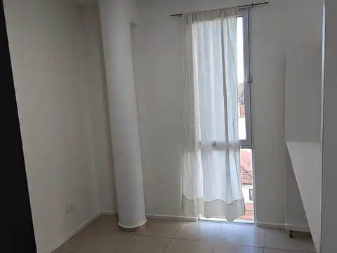 Departamento en Alquiler en Belen de Escobar, $ 420.000