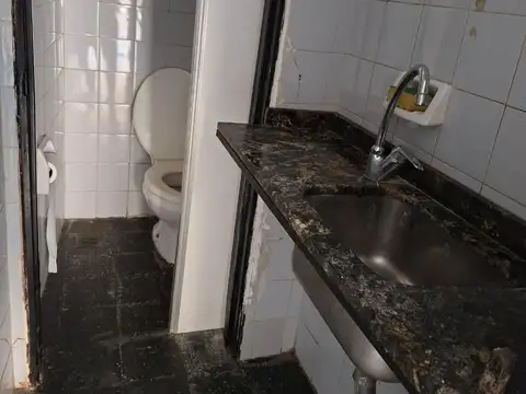 Local en Alquiler en Nuñez, $ 700.000