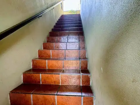 Av. Presidente Perón 1500, Piso 1