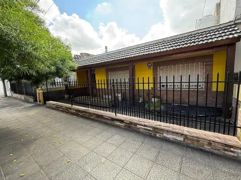 VENTA CASA 3 DORMITORIOS VILLA CORINA