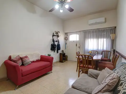 Depto Tipo Casa en Venta de 3 ambientes