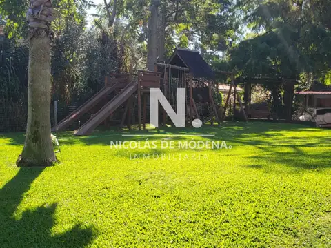 Casa 5 ambientes con 4 baños