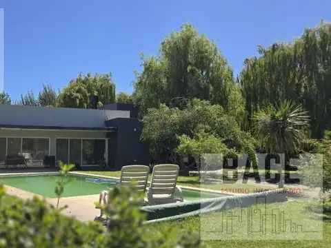 Casa en Venta en Cipolletti, USD 680.000