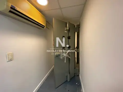 Local comercial sobre Roosevelt