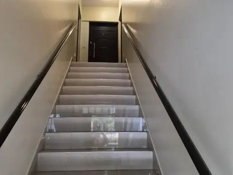 Depto Tipo Casa en Venta de 2 ambientes