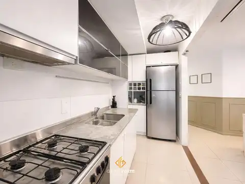 Departamento con cochera en venta en Guemes