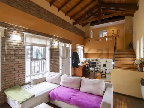 Casa en Venta City Bell APTO BANCO