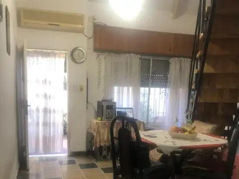 Depto Tipo Casa en Venta en Villa Ballester, USD 70.000