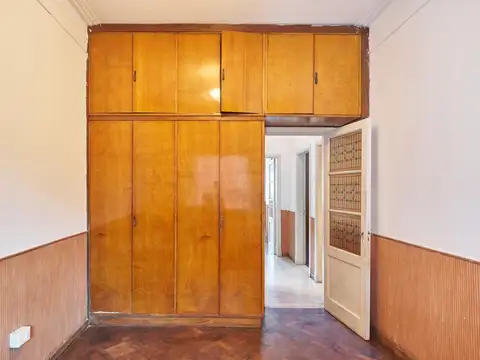 Casa 5 ambientes con 1 baño