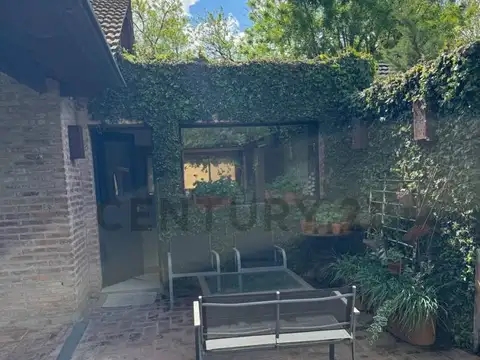 Casa en Alquiler en Bella Vista, USD 3.500
