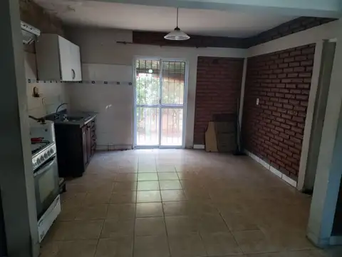 Casa en Venta en Juana Koslay, USD 100.000