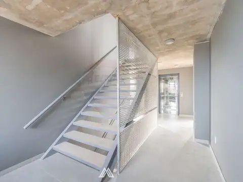 Luis A de Herrera, esq República 200