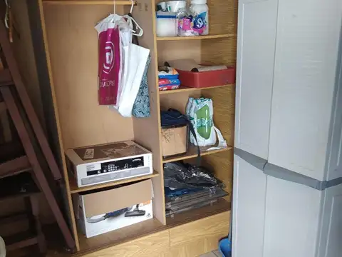 Casa De 5 Ambientes De 3 Pisos Con Quincho Y Pileta