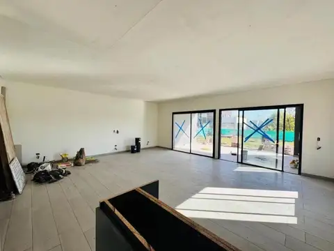 CASA A ESTRENAR EN BARRIO SANTA ELENA, PILAR DEL ESTE