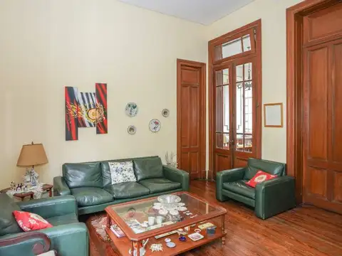 Depto Tipo Casa en Venta de 5 ambientes