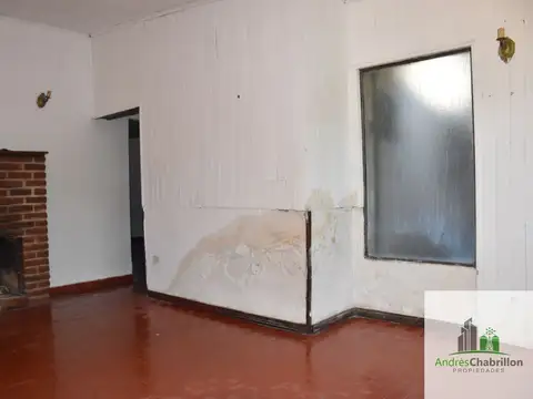 Casa en Alquiler con 2 cocheras