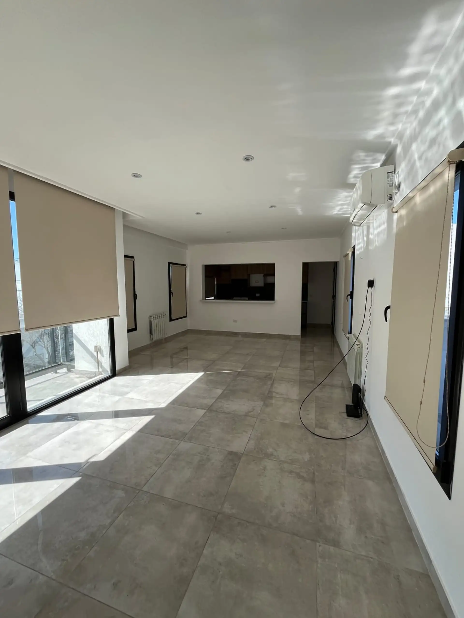 Depto 3 amb 90m², 2 dorm y balcón chico — Primer piso por escalera, Mitre
