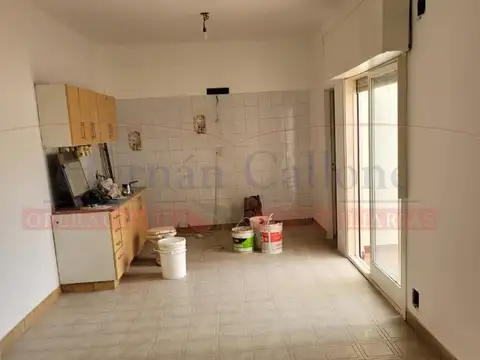Departamento en Alquiler en Lomas Del Mirador, $ 850.000