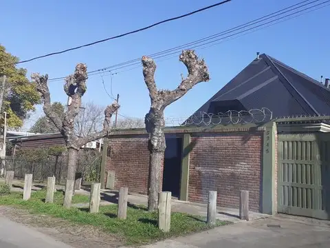 Casa en Venta en 472/27 y 28 City Bell - Alberto Dacal Propiedades