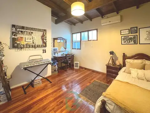 Marquez De Loreto 2100