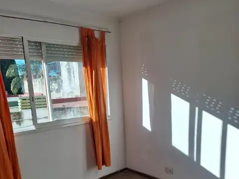 ALQUILER UN DORMITORIO MAIPU 1900