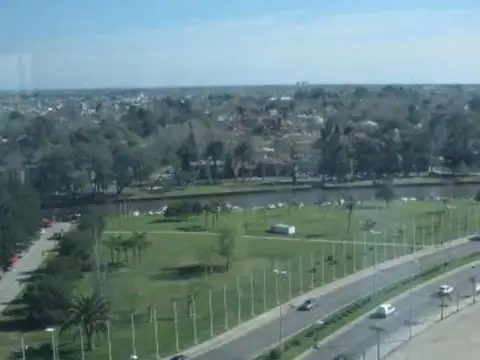 Oficinas en Alquiler en Torre de las Naciones, Tigre 100