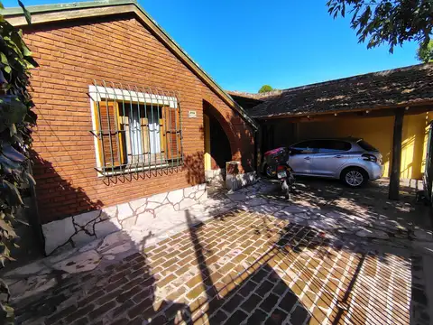 VENTA-CASA-5- AMBIENTES-ALEJANDRO KORN-APTO CREDITO-SE EVALUA PERMUTA-FINANCIACIÓN PRIVADA
