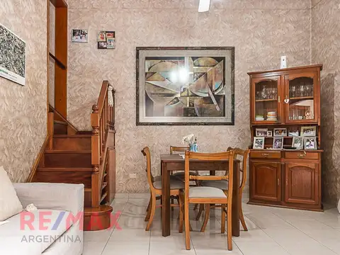 Casa 6 ambientes con 3 baños