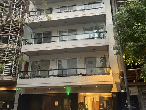 3 AMBIENTES A ESTRENAR AL FRENTE CON COCHERA FIJA Y BAULERA