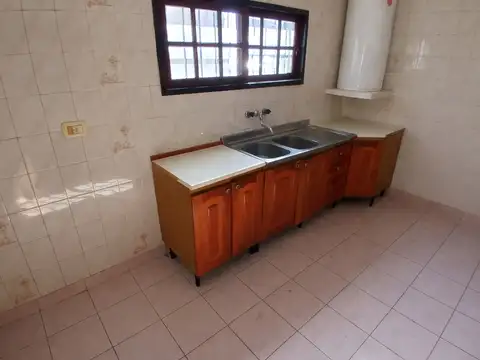 Departamento en Alquiler en Moron Norte, $ 900.000
