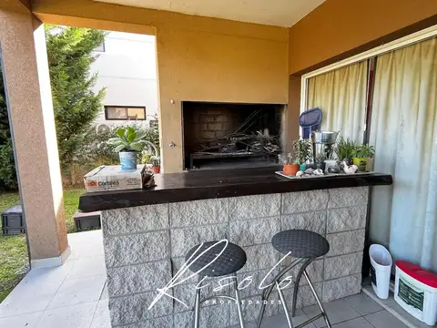 El Canton - Barrio Norte 100 - Casa con Lote Interno. Maschwitz