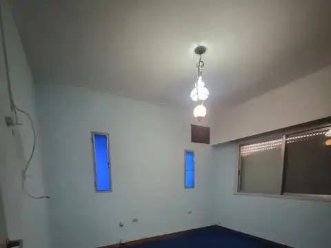 Casa en Alquiler con 1 cochera