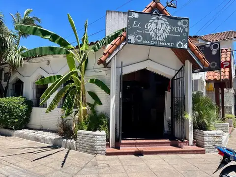 Local en esquina con renta