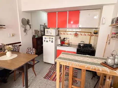 Entre Rios 1600, Piso 8