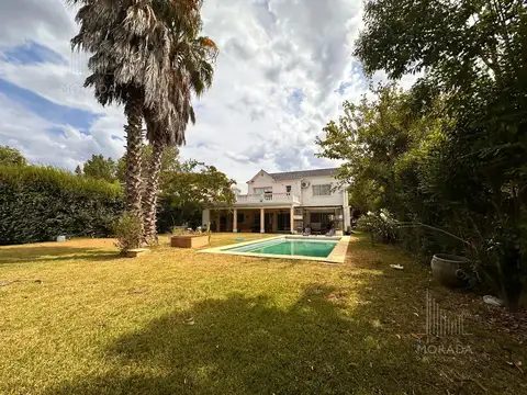 Casa en Alquiler en La Pradera I, USD 2.300