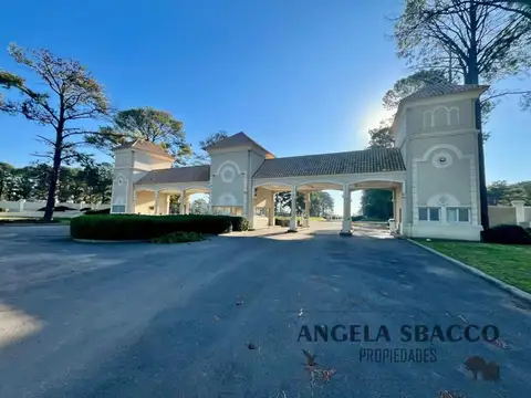 Terreno en Venta en Los Pinares Country Club, USD 32.000