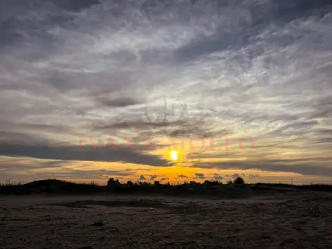 LOTE FRENTE AL LAGO EN "EL SALVAJE" A LA VENTA - COSTA ATLÁNTICA