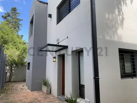 Casa en Venta en City Bell, USD 350.000